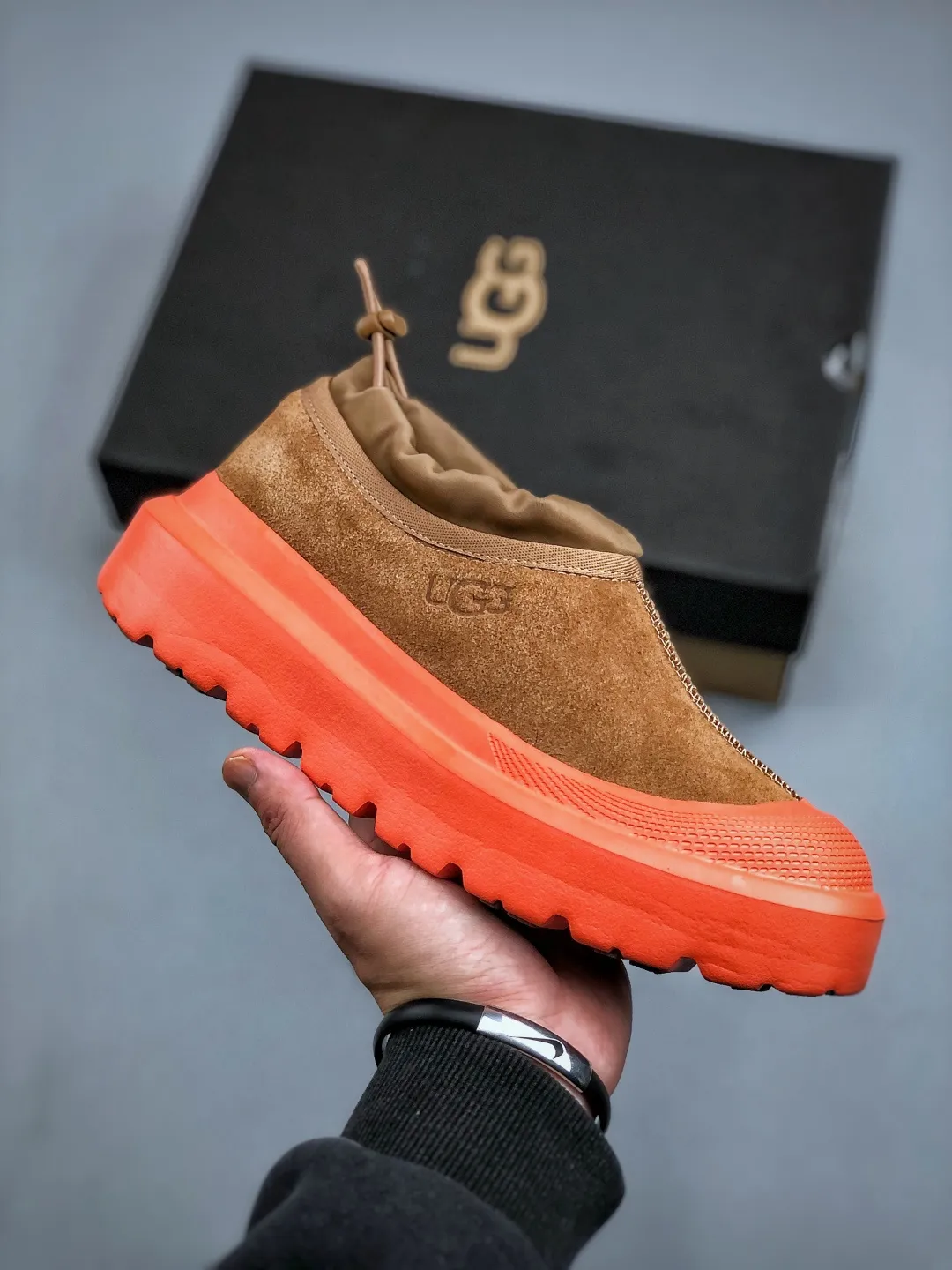 Local self-pickup 💰560 supports store delivery. Same style as Wang Yibo, the latest official revision and new style! The platform is exclusively for foreign trade UGG Tasman GTX winter neutral small potato snow shoes 1172790 Produced by the ten-year-old brand shoemaking factory production line. Pay attention to every detail. Longfeng A-grade genuine sheep fur is integrated. Created in full compliance with the ZP process. Size: 37-45